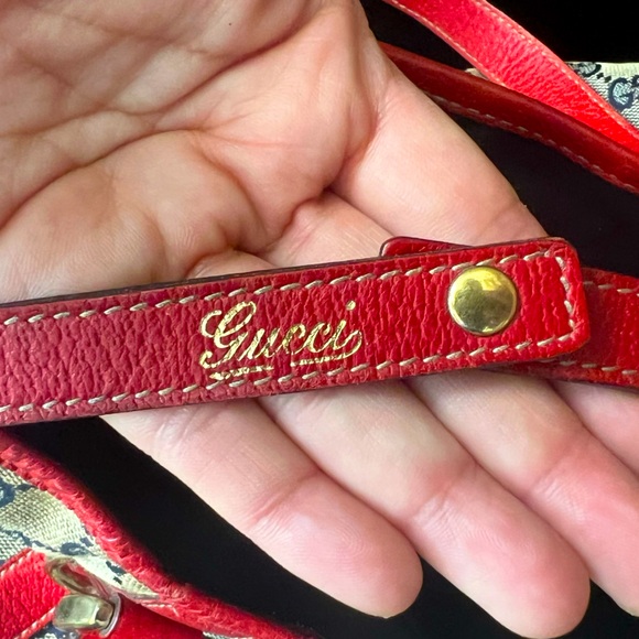 Gucci GG Canvas Pelham Shoulder Bag with Red leather trim - Picture 9 of 12